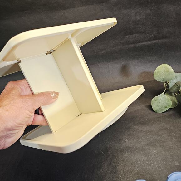 Tupperware Modular Mates Spice Carousel Set Of 16 Shaker Containers Vintage Blue - Picture 10 of 10